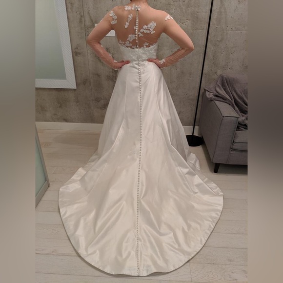 Legends by Romona Keveza Bridal Dress - Picture 11 of 14